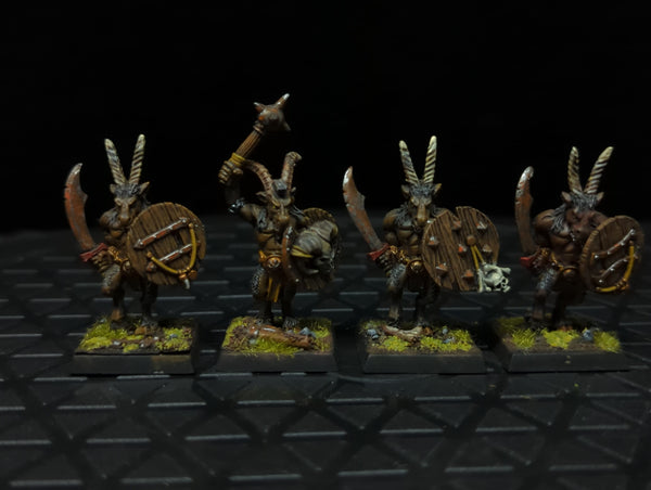 The Old World Beastmen Brayherds Bestigor Herd (OOP Metal) x4 OOP Painted