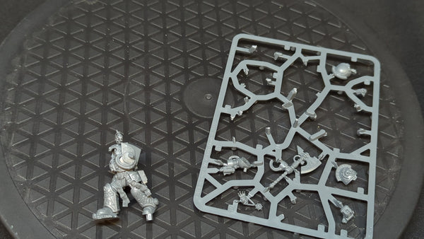 Warhammer 40k Space Marines Librarian in Terminator Armor x1