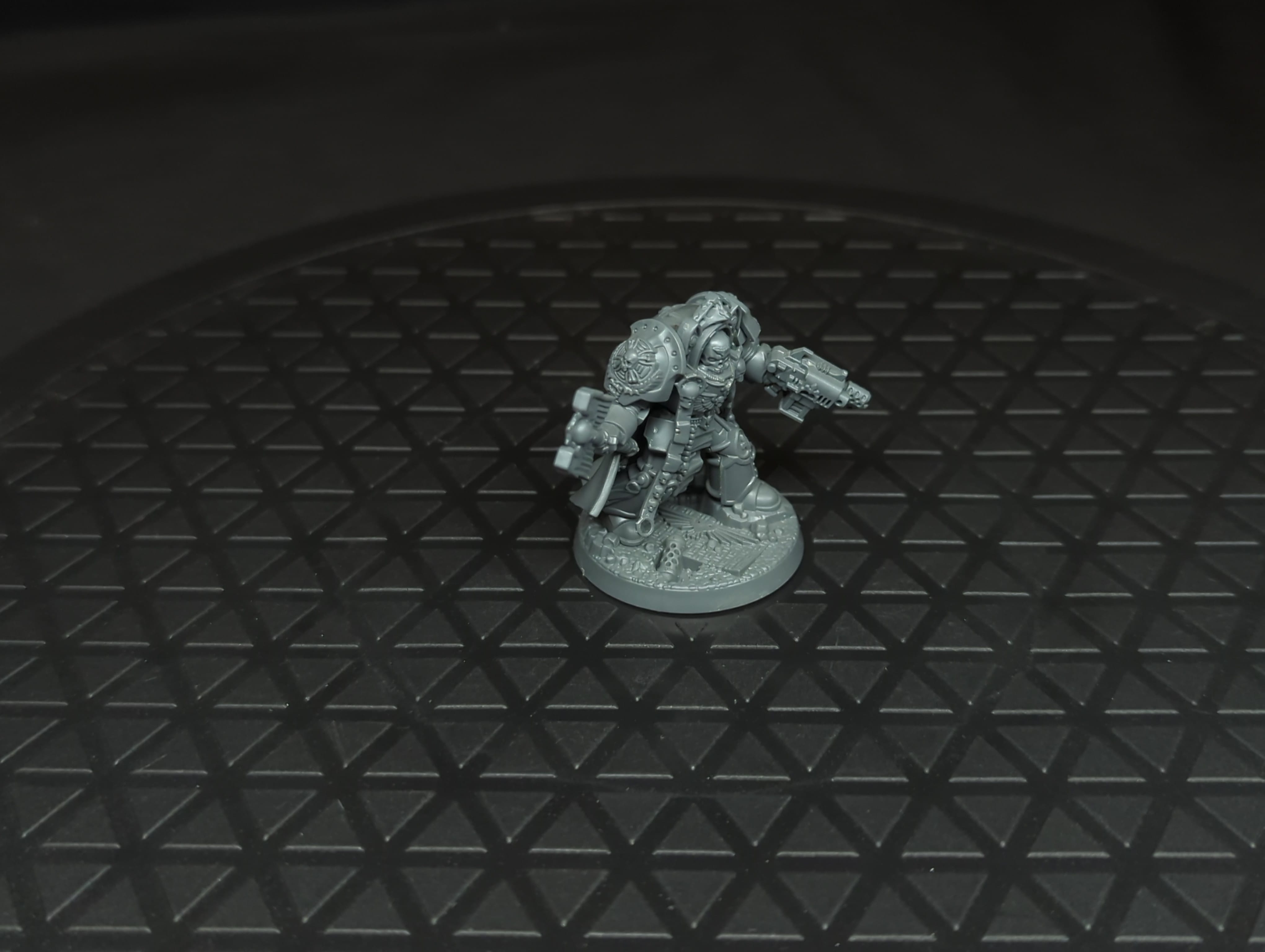 The Horus Heresy Commemorative Series : Terminator Chaplain Tarentus x1