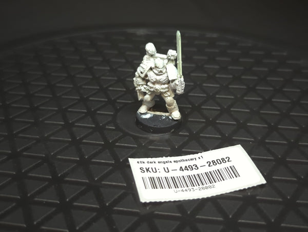 Warhammer 40k dark angels apothecary x1