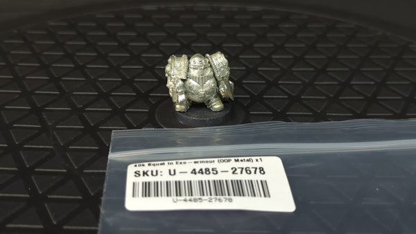 Warhammer 40k Squat in Exo-armour (OOP Metal) x1