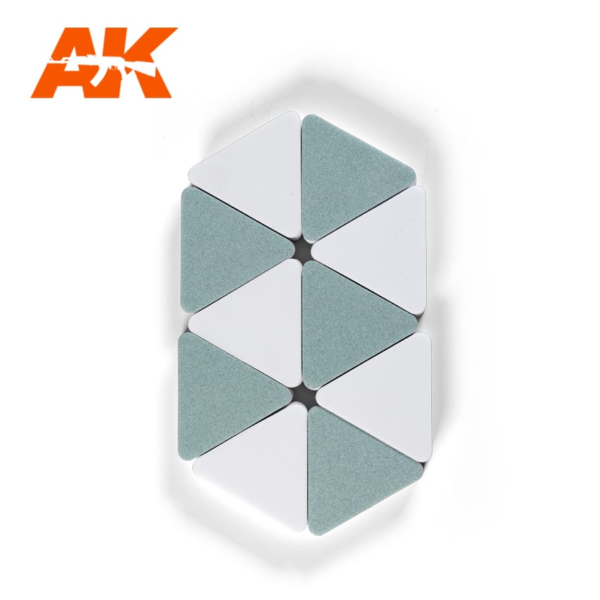 AK Interactive Double Sided Sponge -for semi-gloss effect and fine polishing