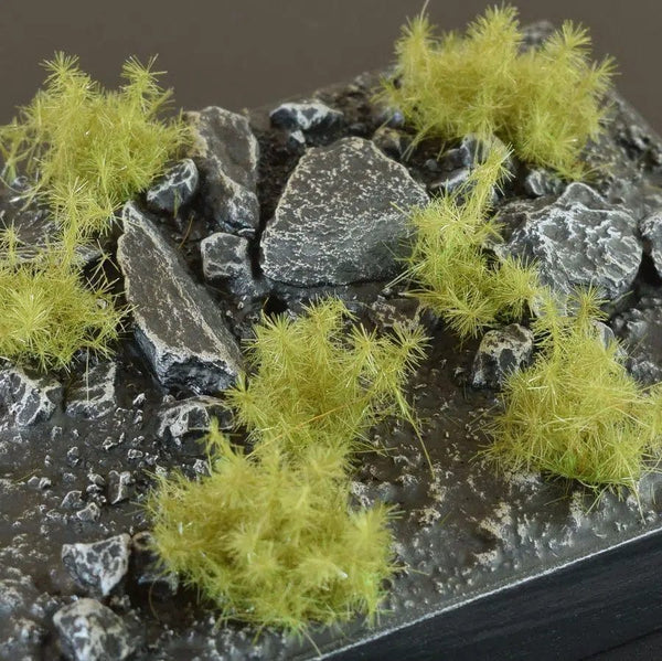 Gamer's Grass Tufts - Spikey Green 12mm